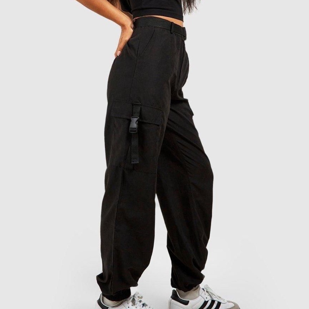 PrettyLittleThing Women’s Black Cargo Pants with Buckle Detail